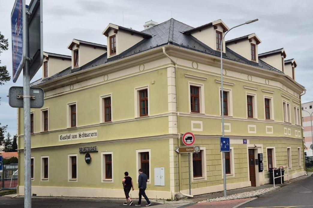 Apartment U Cerneho Orla Karlovy Vary Exterior photo